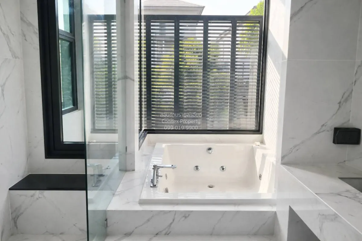 For Sale Townhouse/Townhome  , THE SONNE Srinakarin-Bangna , corn