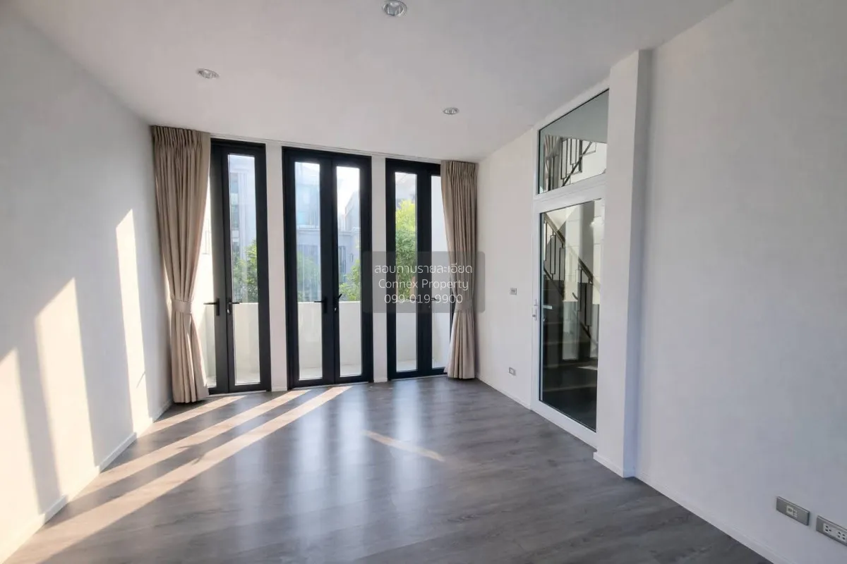 For Sale Townhouse/Townhome  , THE SONNE Srinakarin-Bangna , corn