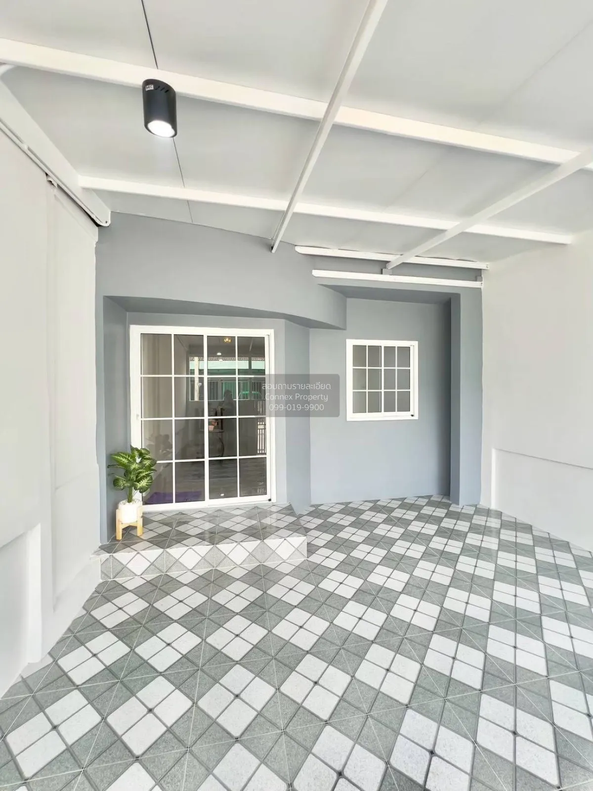 For Sale Townhouse/Townhome  , Thanyapruek Klong 7 , newly renova