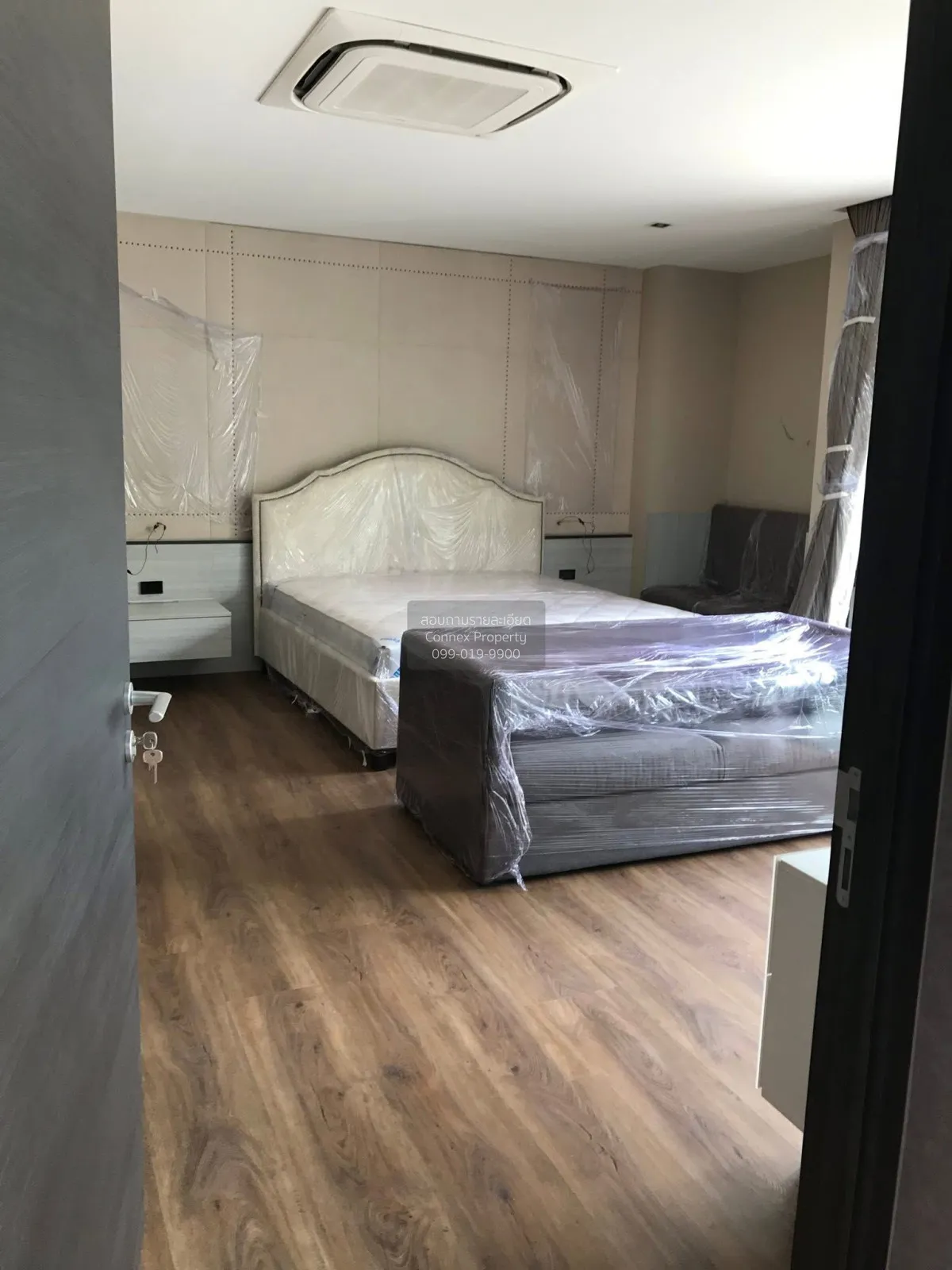 For Rent Pool villa, Isara Rama 9 Village, opposite Rajamangala S