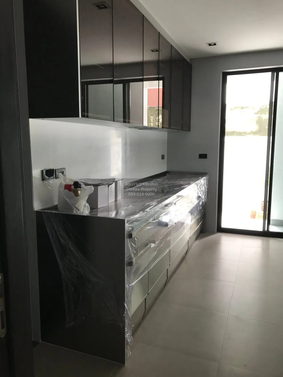 For Rent Pool villa, Isara Rama 9 Village, opposite Rajamangala S