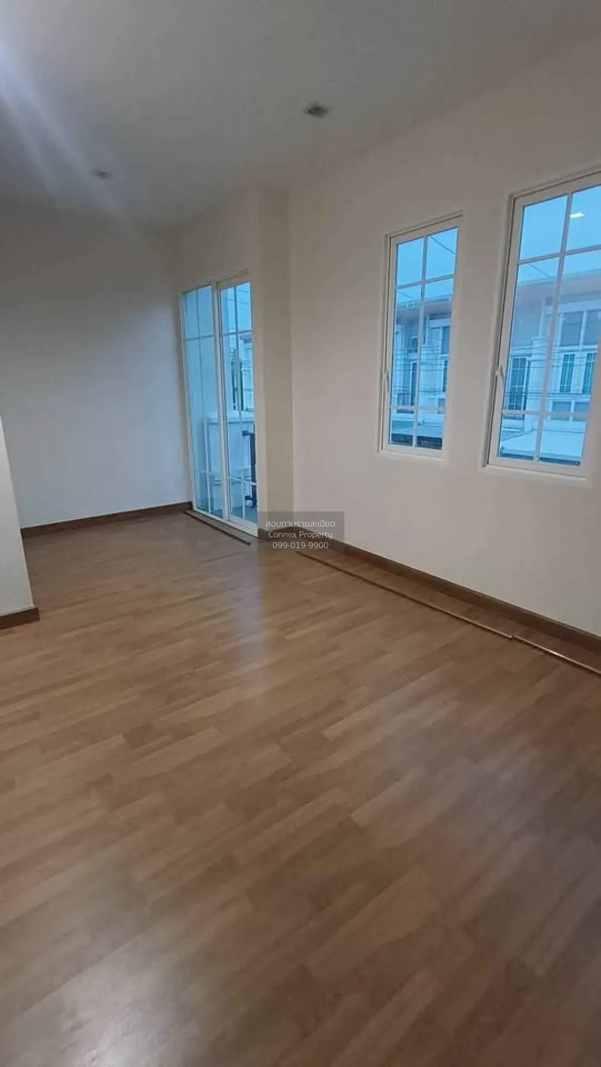 ขายทาวน์เฮ้าส์/ทาวน์โฮม  โกลเด้น ทาวน์ 2 ลาดพร้าว-เกษตรนวมินทร์ ค