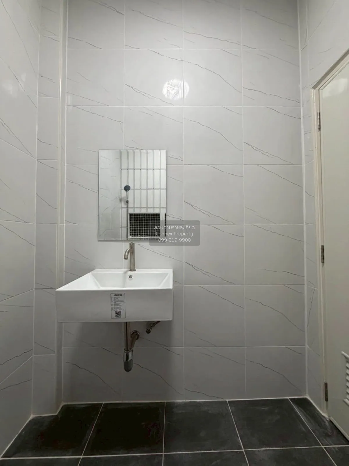 ขายทาวน์เฮ้าส์/ทาวน์โฮม  หรรษา มาเจริญ ห้องมุม รีโนเวทใหม่ หนองค้