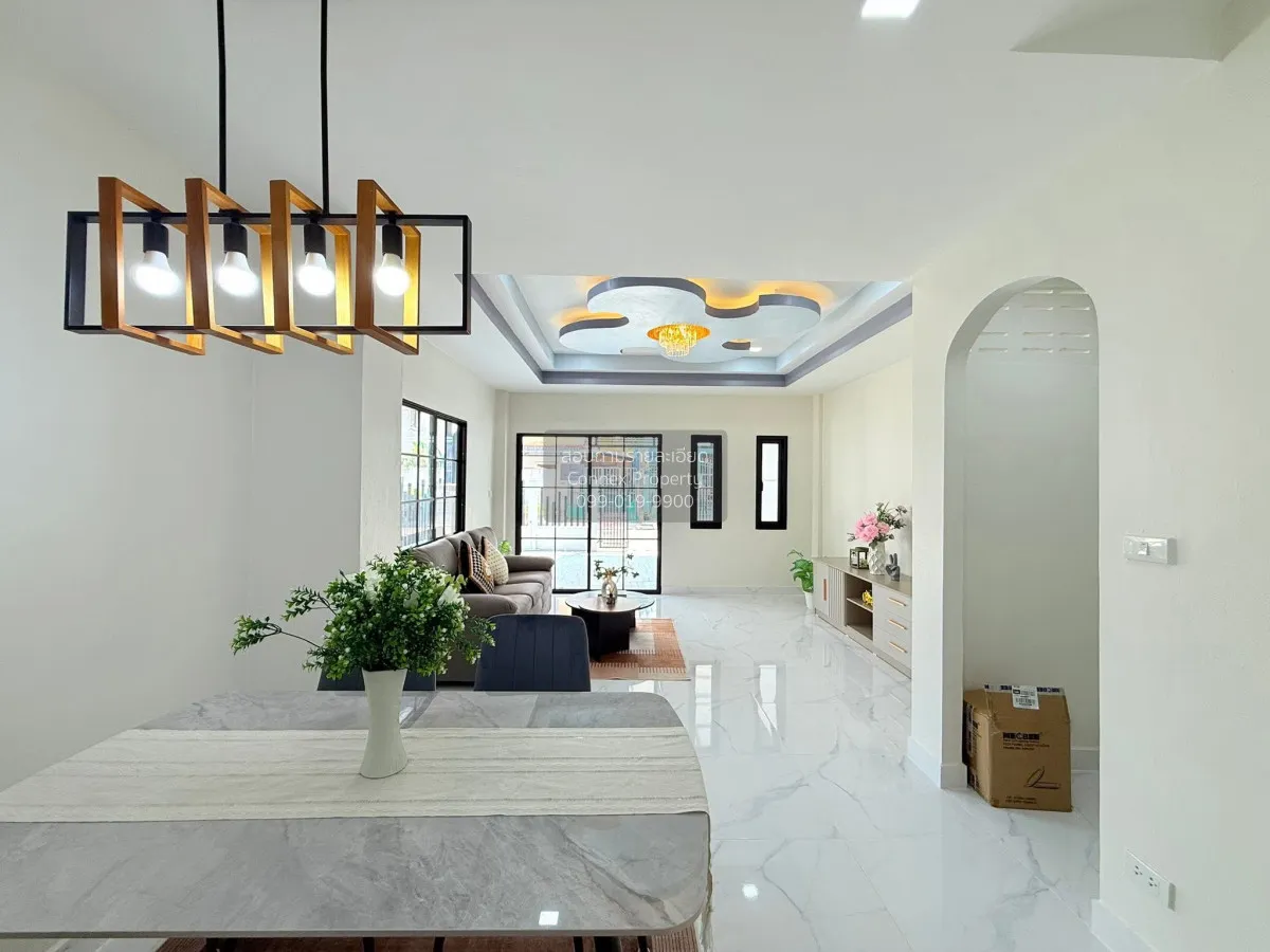 ขายทาวน์เฮ้าส์/ทาวน์โฮม  บ้านวงศกร 3 ห้องมุม รีโนเวทใหม่ สามวาตะว