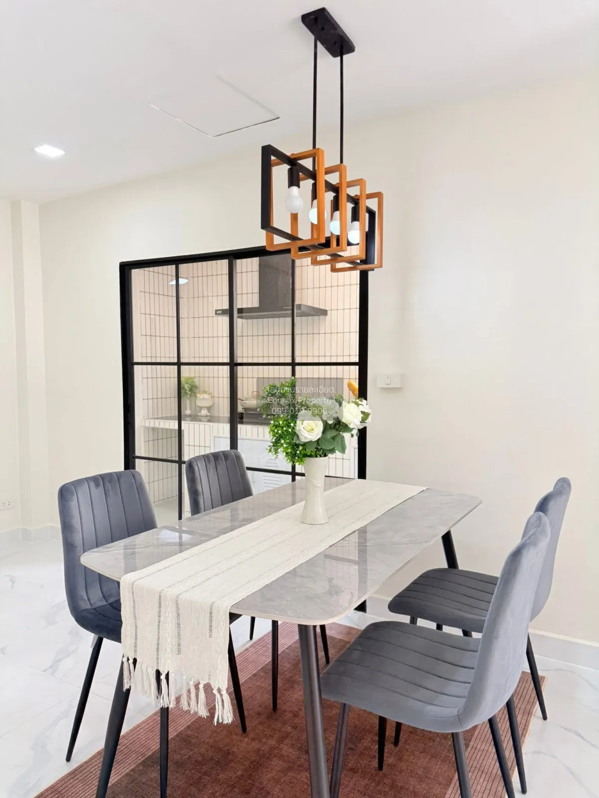 ขายทาวน์เฮ้าส์/ทาวน์โฮม  บ้านวงศกร 3 ห้องมุม รีโนเวทใหม่ สามวาตะว