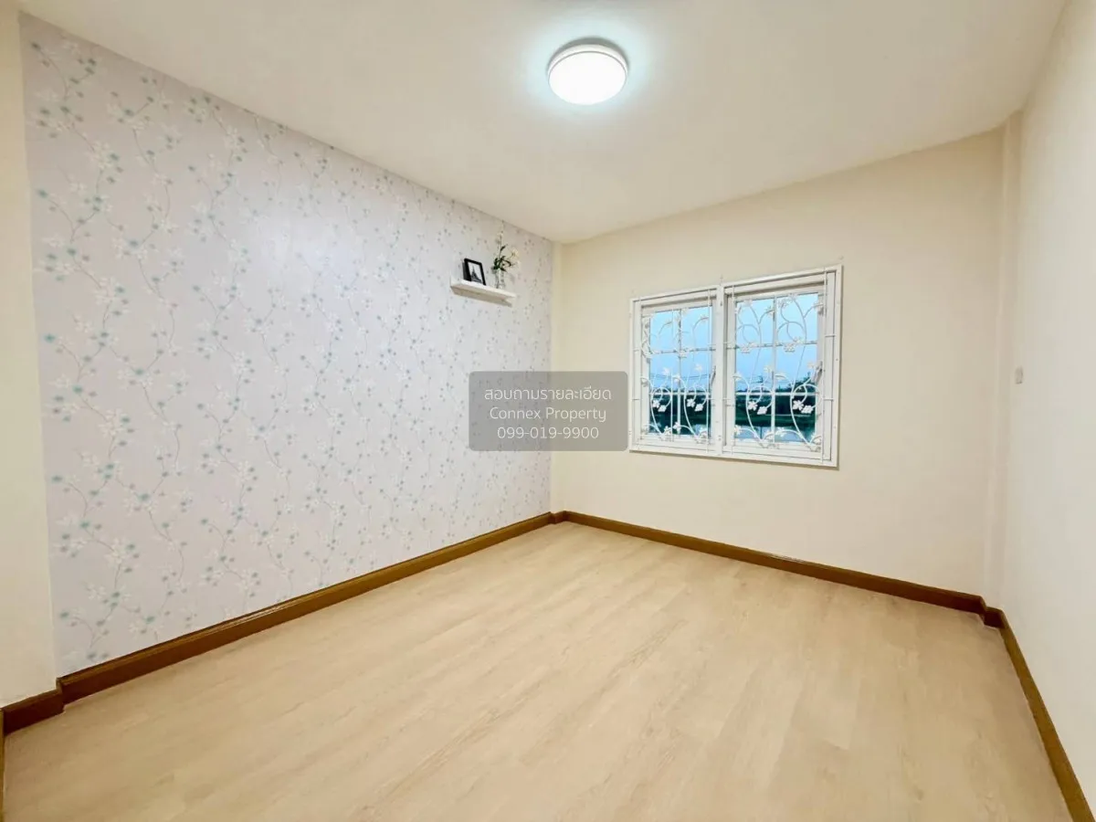 ขายทาวน์เฮ้าส์/ทาวน์โฮม  เฟื่องฟ้า 11 เฟส 7 ห้องมุม รีโนเวทใหม่ แ