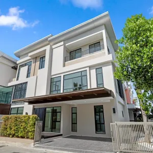 ขายบ้าน  เดอะ ซีนิธ วังทองหลาง MRT-ลาดพร้าว 71 (สายสีเหลือง) วังทองหลาง เขต วังทองหลาง กรุงเทพ CX-147959