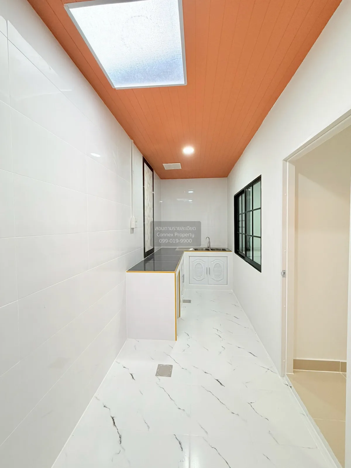 ขายทาวน์เฮ้าส์/ทาวน์โฮม  บ้านฟ้ารังสิต คลอง 4 หน้ากว้าง รีโนเวทให