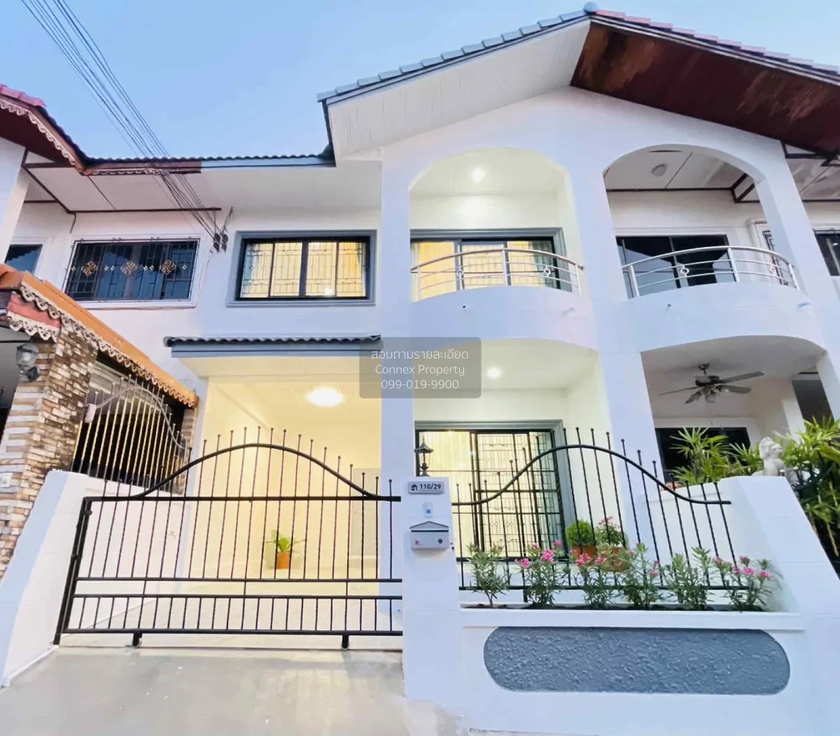 For Sale Townhouse/Townhome  , Eakmongkol 5/1 , newly renovated , 1