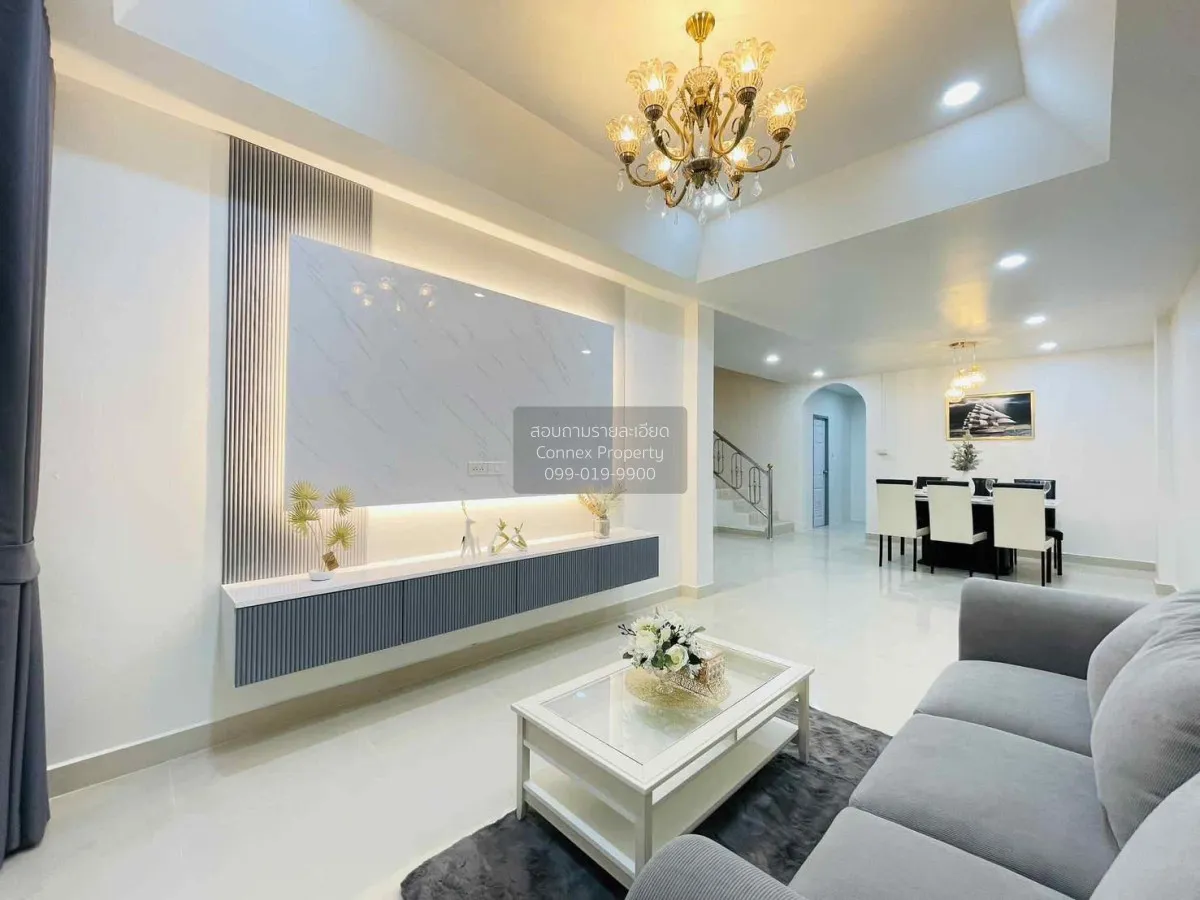 For Sale Townhouse/Townhome  , Eakmongkol 5/1 , newly renovated ,