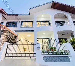 For Sale Townhouse/Townhome  , Eakmongkol 5/1 , newly renovated , Mueang Phata , Bang Lamung , Chon Buri , CX-148036