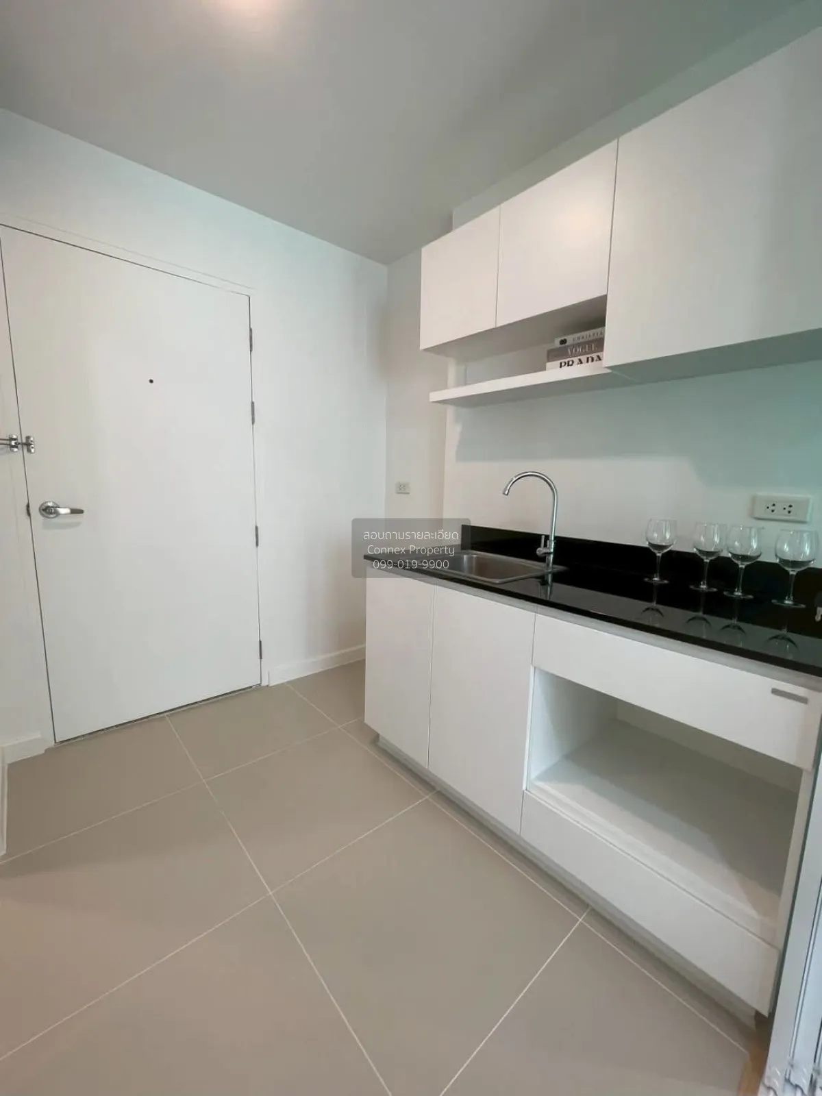 ขายคอนโด  วี คอนโด เอกมัย - รามอินทรา ท่าแร้ง เขต บางเขน กรุงเทพ 