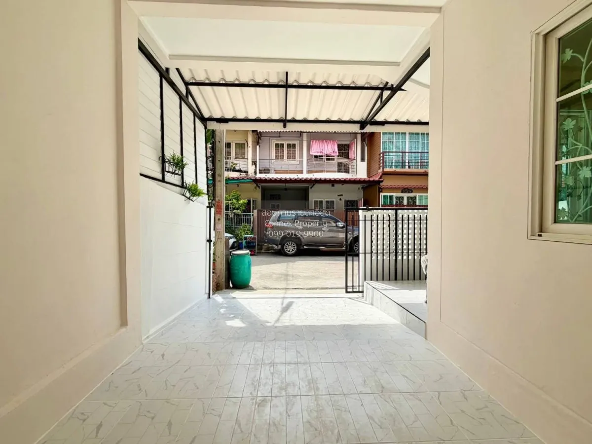 For Sale Townhouse/Townhome  , Feung Fah 11 Phase 7 , newly renov 3