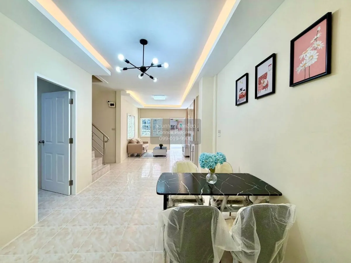For Sale Townhouse/Townhome  , Feung Fah 11 Phase 7 , newly renov