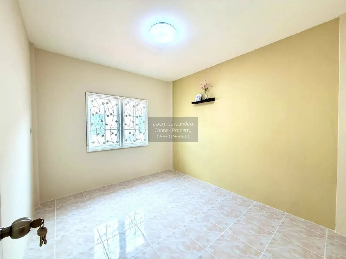 For Sale Townhouse/Townhome  , Feung Fah 11 Phase 7 , newly renov