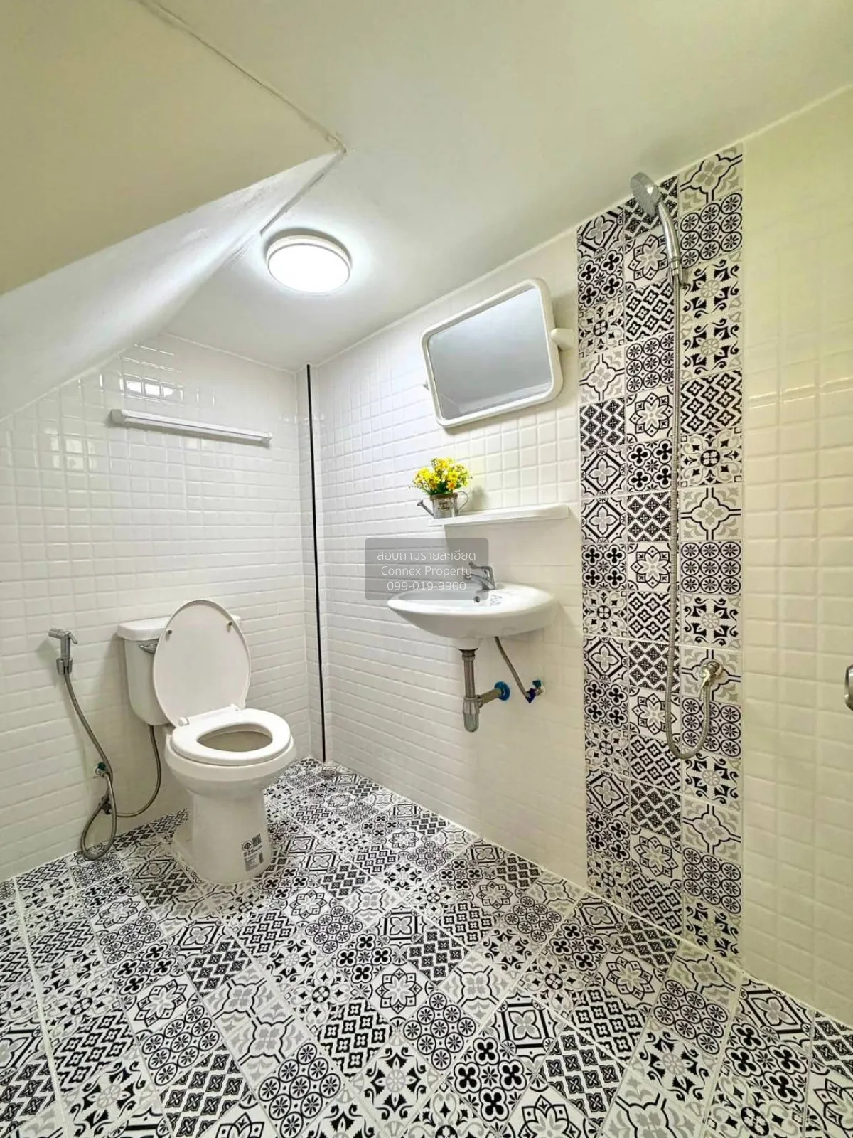 For Sale Townhouse/Townhome  , Feung Fah 11 Phase 7 , newly renov