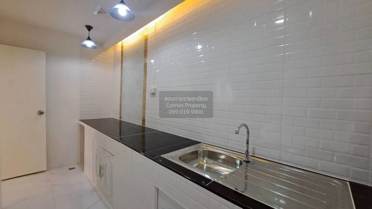 ขายทาวน์เฮ้าส์/ทาวน์โฮม  บ้านบัวทอง 4 บ้านกล้วย-ไทรน้อย รีโนเวทให