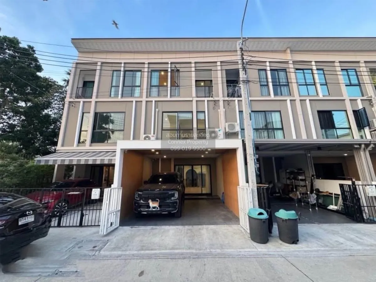 เช่าทาวน์เฮ้าส์/ทาวน์โฮม  พาทิโอ ศรีนครินทร์ - พระราม 9 หัวหมาก เ 1