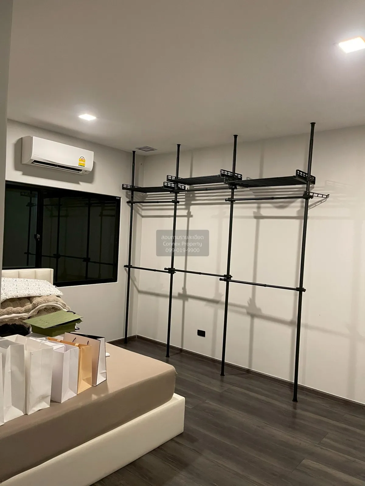 ขายทาวน์เฮ้าส์/ทาวน์โฮม  วีเว่ บางนา กม. 7 หน้ากว้าง บางแก้ว บางพ