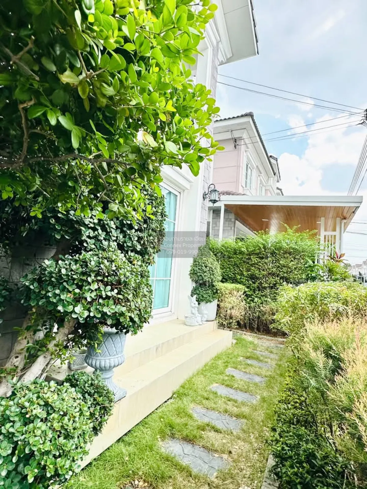 For Sale House , Golden Neo Bangna-Suan Luang , Dok Mai , Prawet  2