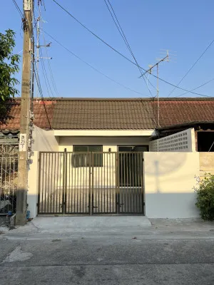 ขายทาวน์โฮม เพชเกษม 53 บางแค เขต บางแค กรุงเทพ CX-148100