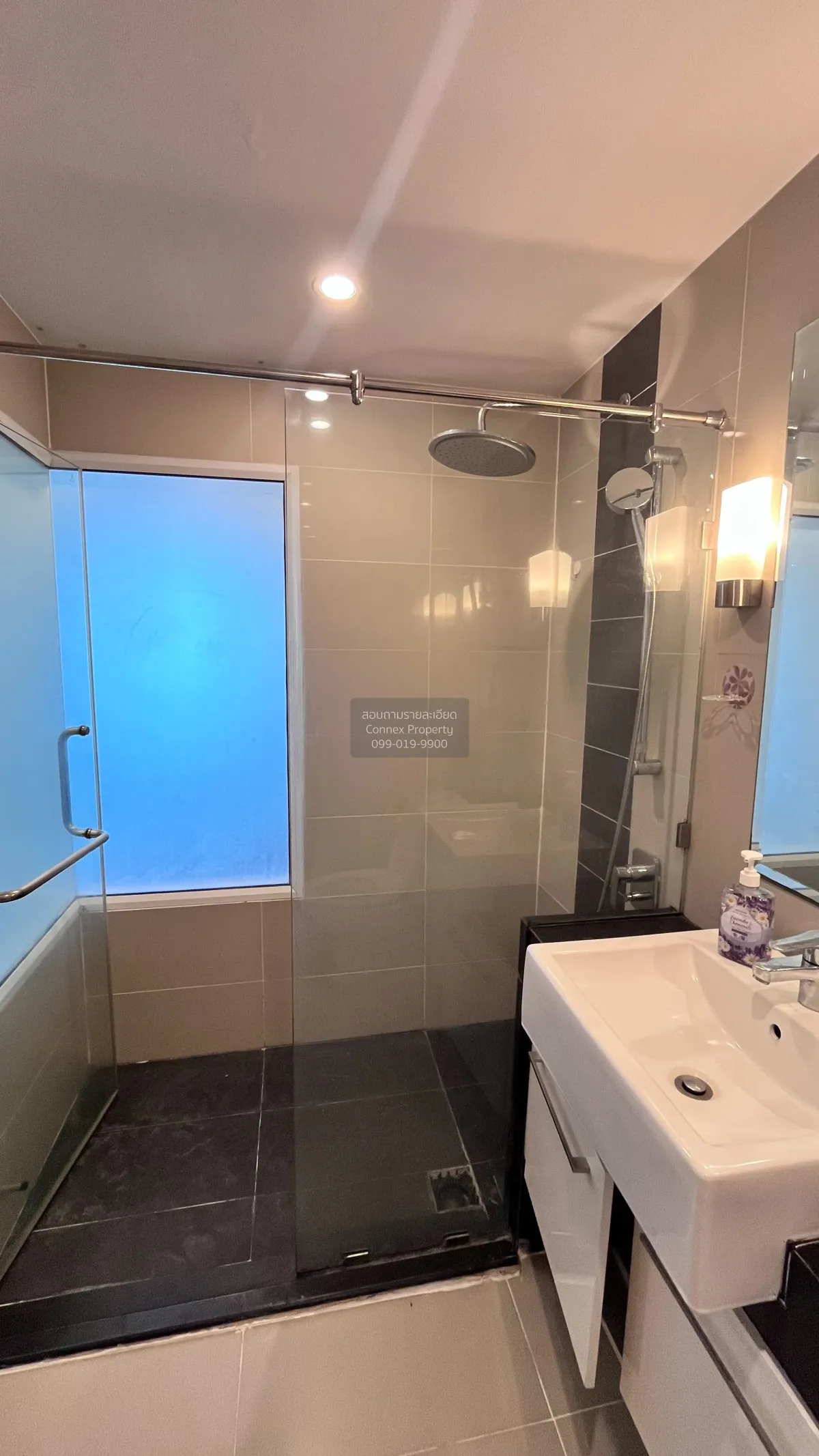 เช่าคอนโด  ศุภาลัย พรีเมียร์ แอท อโศก MRT-เพชรบุรี บางกะปิ เขต ห้