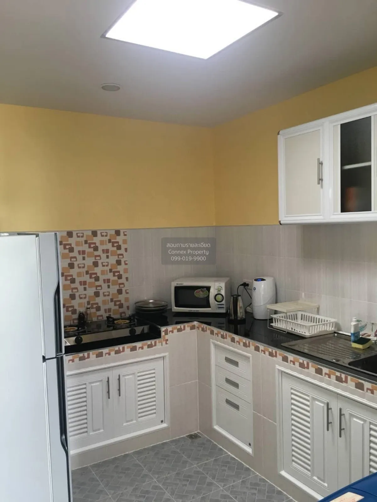 ขายทาวน์เฮ้าส์/ทาวน์โฮม  เดอะ มิราเคิล เพชรเกษม 63 โครงการ 2 หลัก