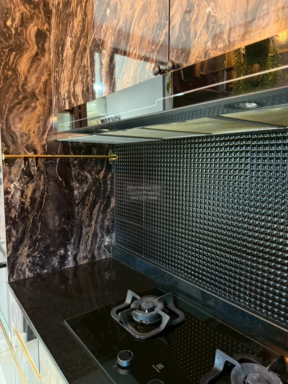 For Sale House , The Plant Estique Pattanakarn , newly renovated 