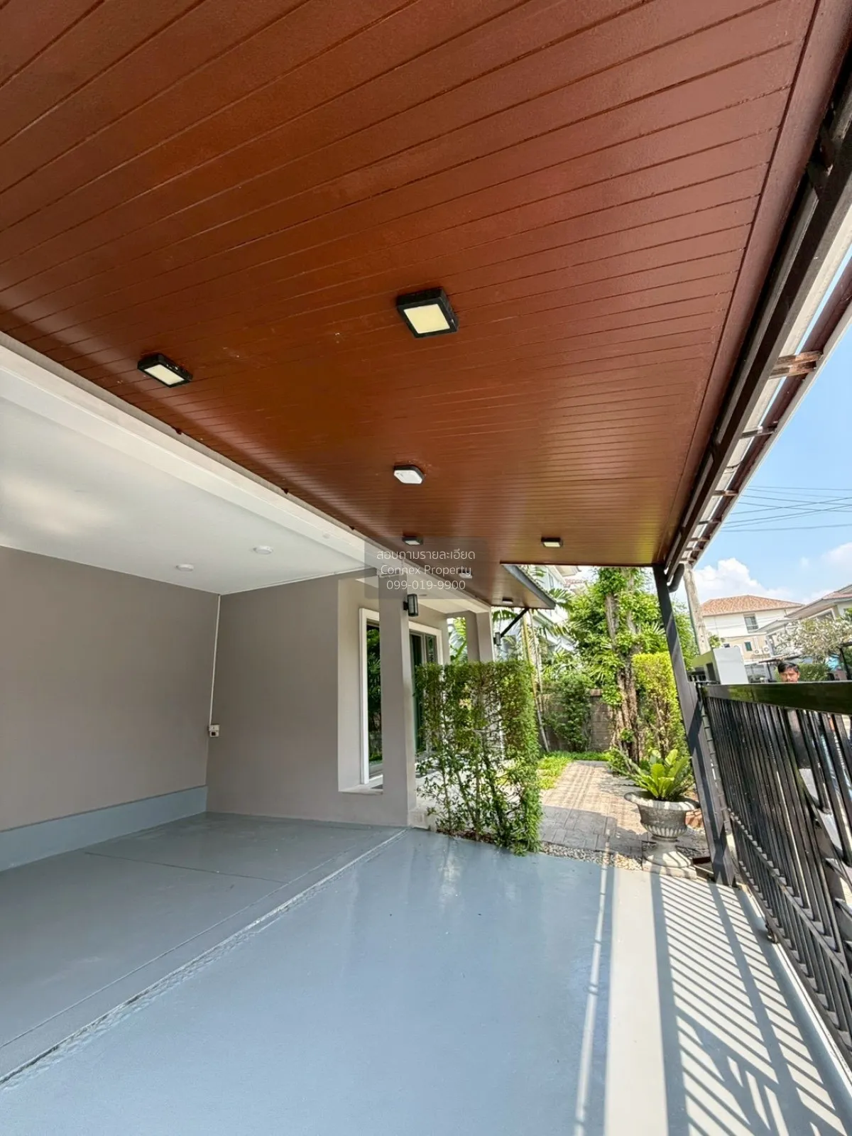 For Sale House , The Plant Estique Pattanakarn , newly renovated 