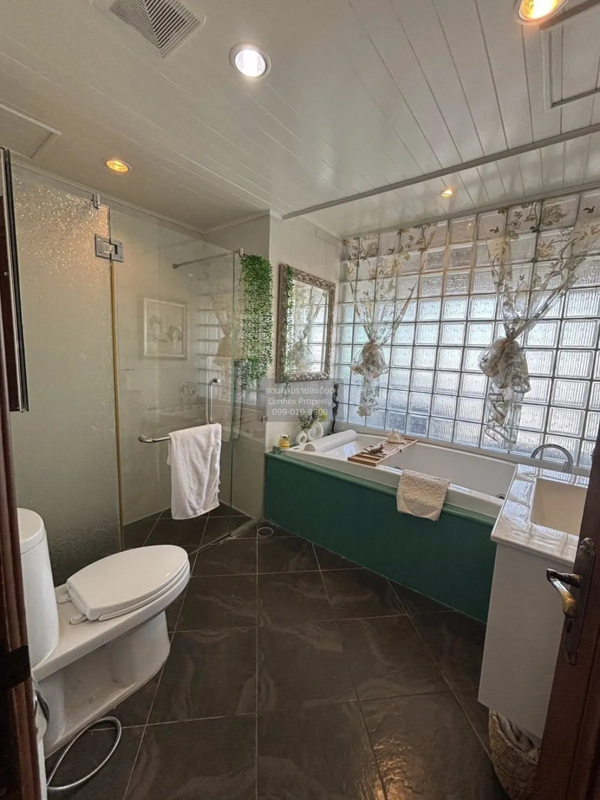 For Sale Condo , Sathorn Garden , high floor , newly renovated , 