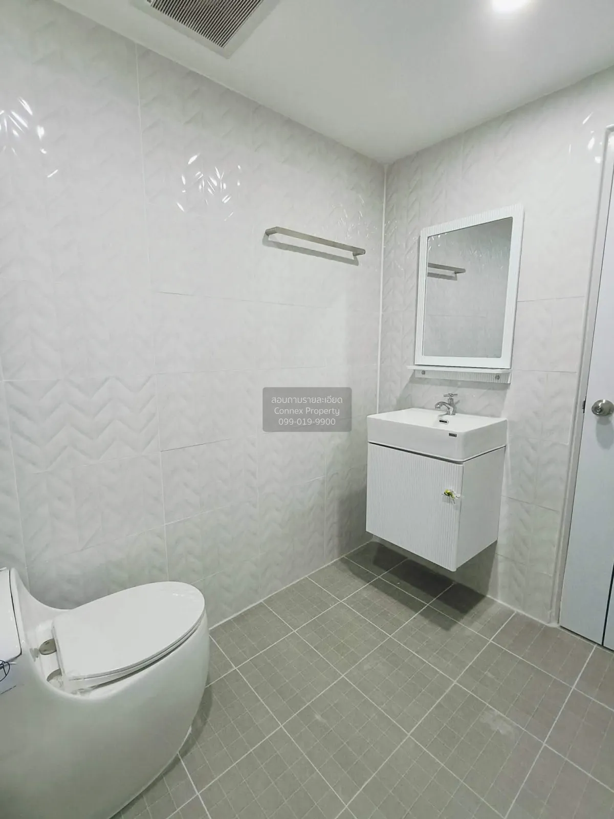 ขายบ้าน  หรรษา เพชรเกษม 81/6 หน้ากว้าง รีโนเวทใหม่ หนองค้างพลู เข