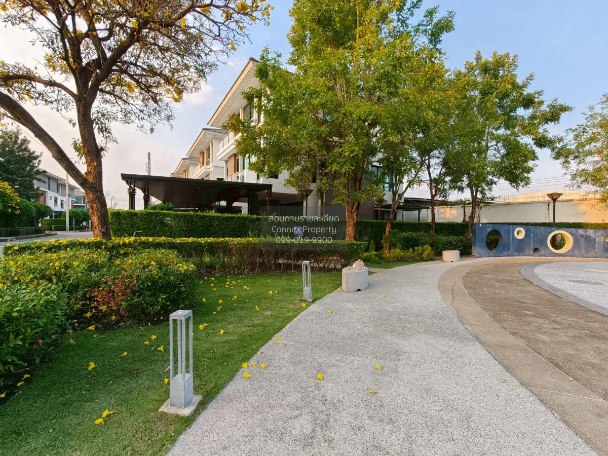 ขายบ้าน  ศุภาลัย เอสเซ้นส์ ลาดพร้าว วิวสวย หน้ากว้าง MRT-ลาดพร้าว