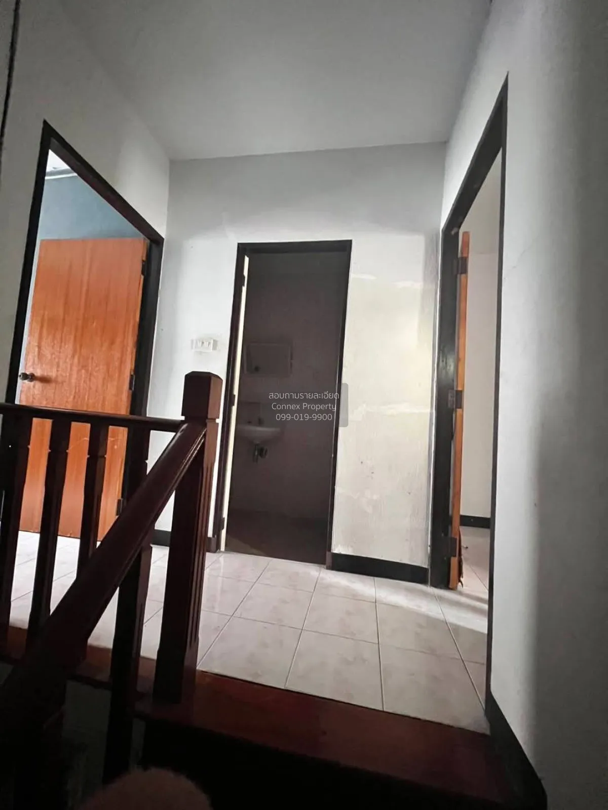 For Sale Townhouse/Townhome  , Phanason Villa 12 , BTS-Kheha , Th