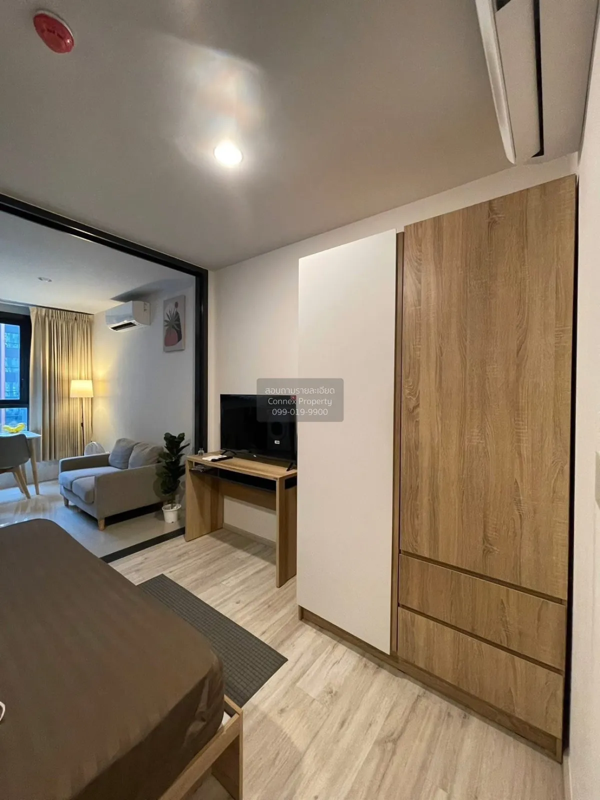 For Rent Condo , XT Huaikhwang , newly renovated , MRT-Huai Khwan