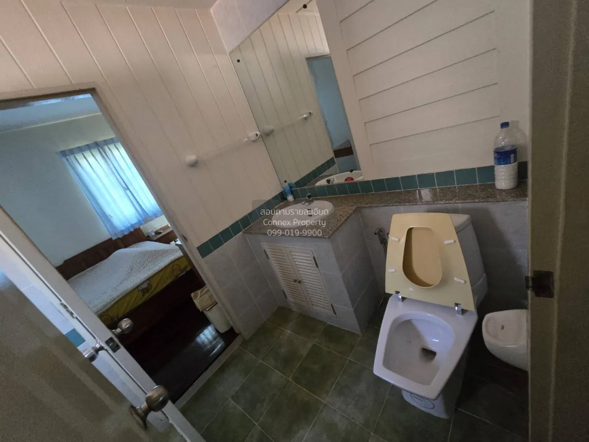 For Sale House , Laddarom Pinklao , corner unit , wide frontage ,