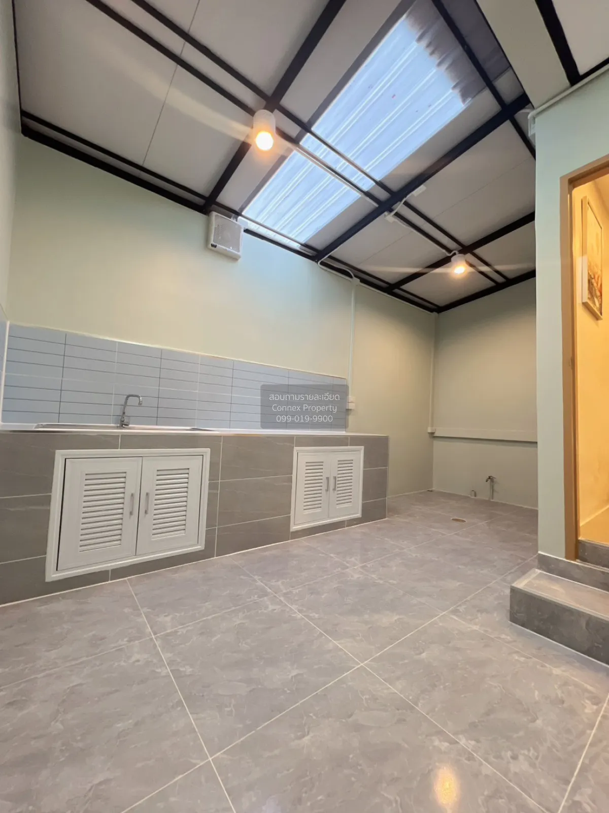 For Sale Townhouse/Townhome  , Baan Rot Sukon , newly renovated , 4