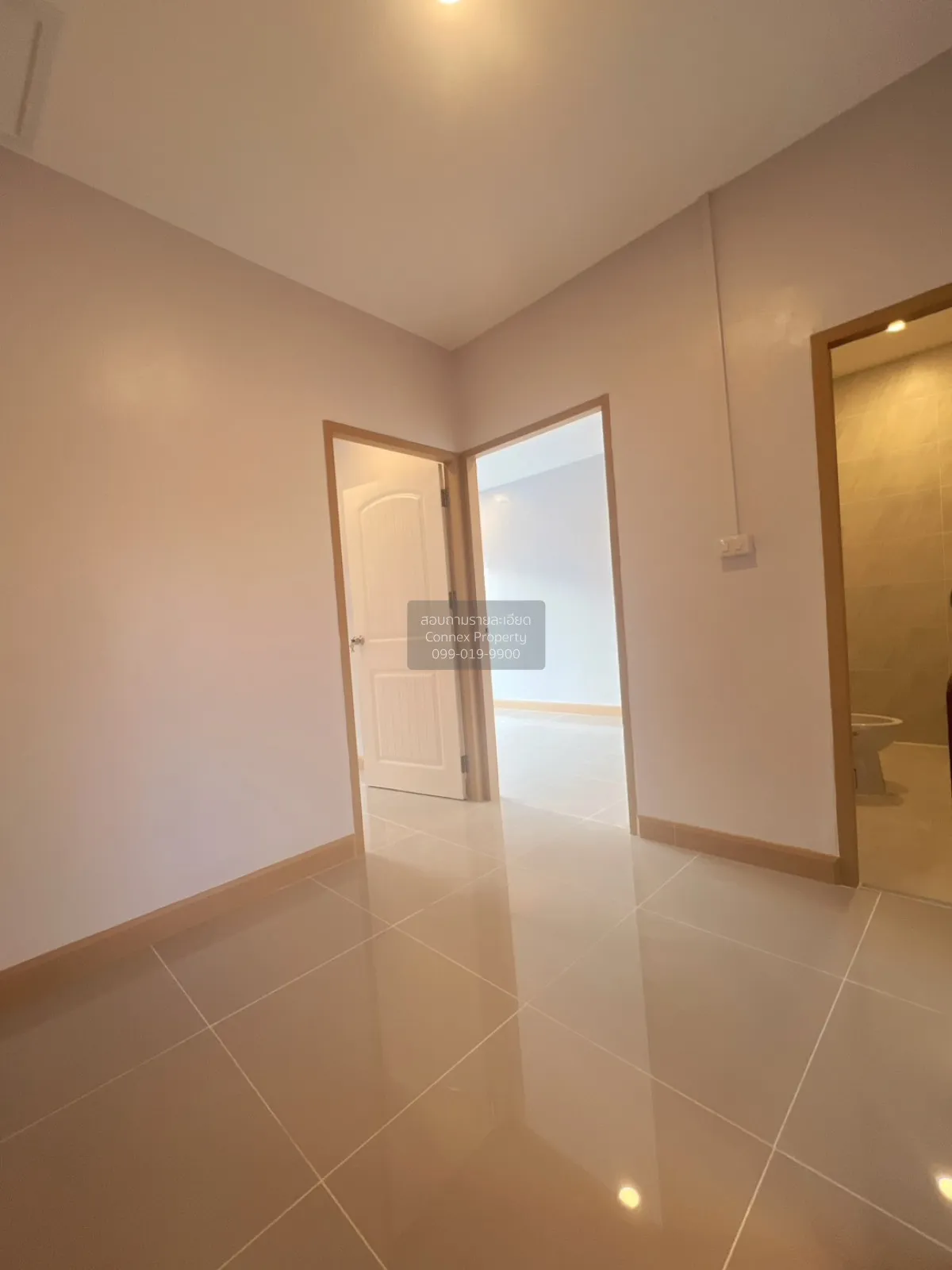 For Sale Townhouse/Townhome  , Baan Rot Sukon , newly renovated ,