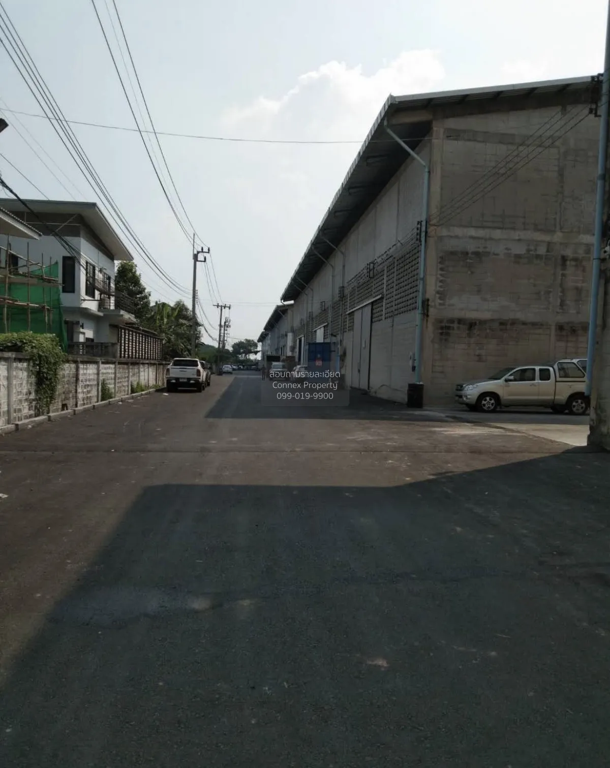 For Rent Warehouse Onnut70 450 square meter  , corner unit , wide 3
