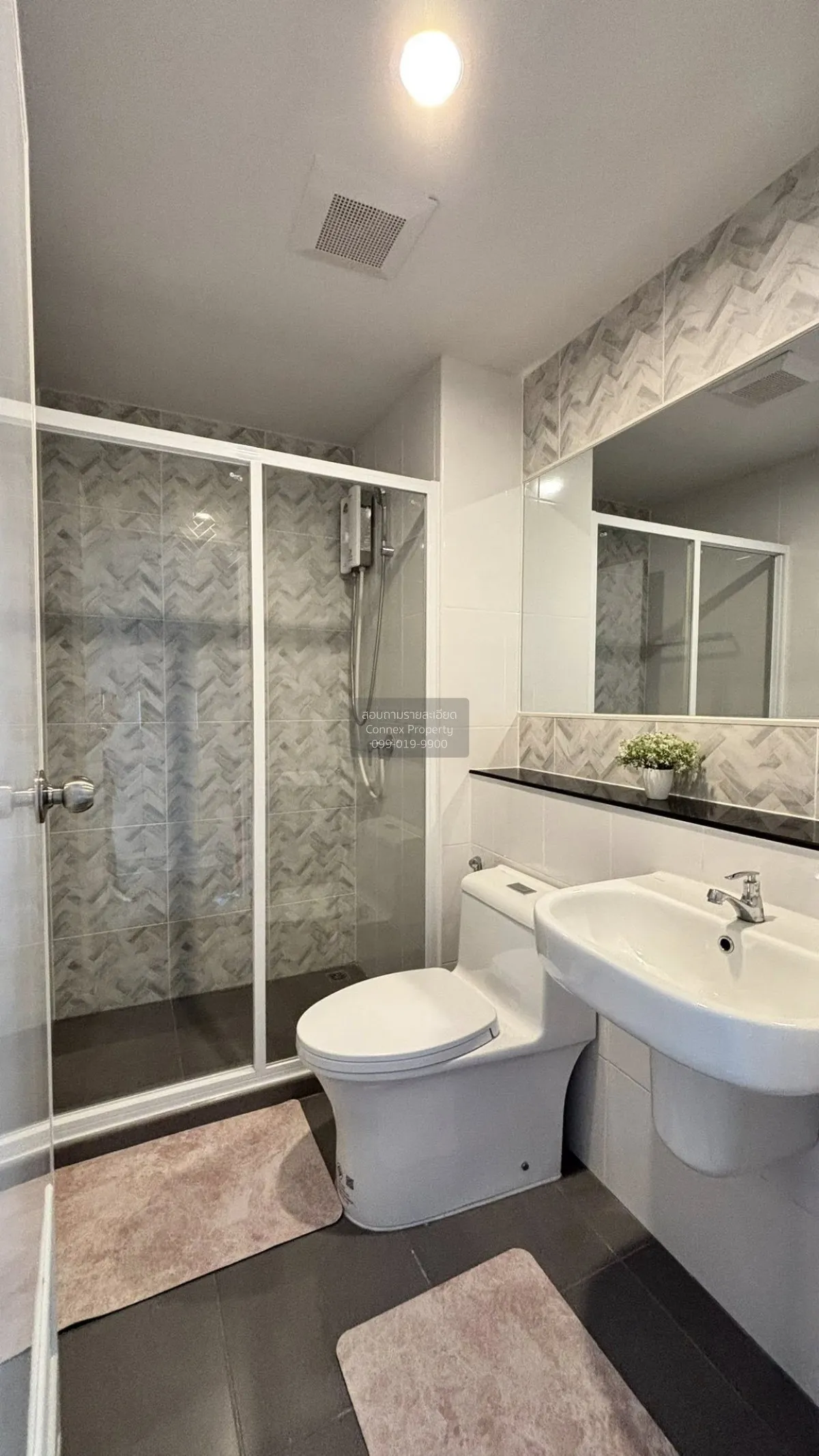 เช่าคอนโด  รีเจ้นท์ โฮม บางนา (โครงการใหม่) บางนา เขต บางนา กรุงเ