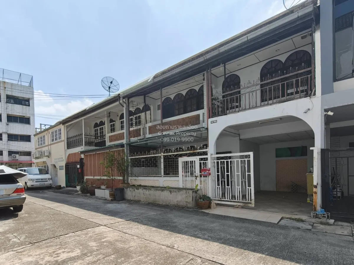 ขายขายบ้าน ทาวน์โฮม ลาดพร้าววังหิน8 (โชคชัย4) ลาดพร้าว เขต ลาดพร้ 2