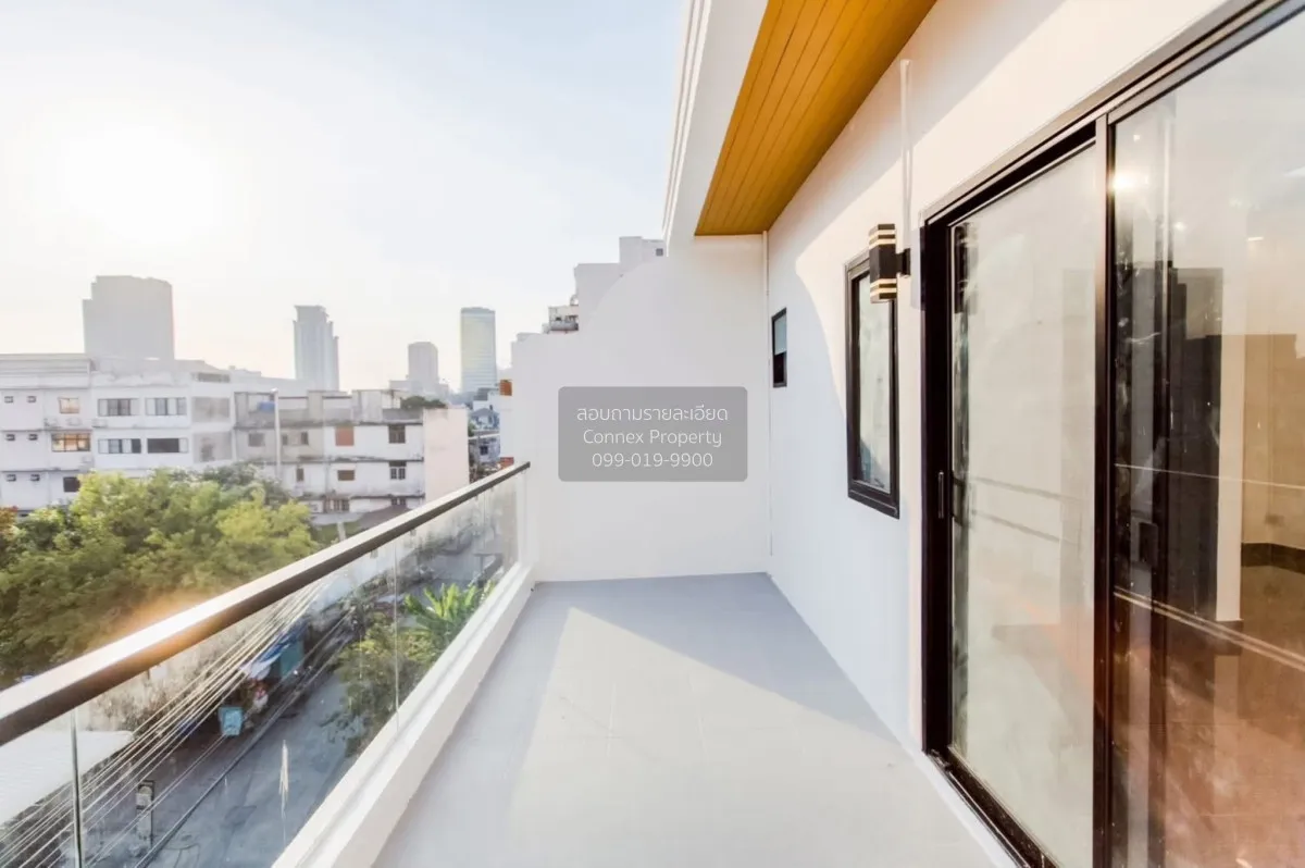 ขายทาวน์โฮม 4 ชั้น ประชาอุทิศ ซอย 11 ทุ่งสองห้อง เขต ห้วยขวาง กรุ