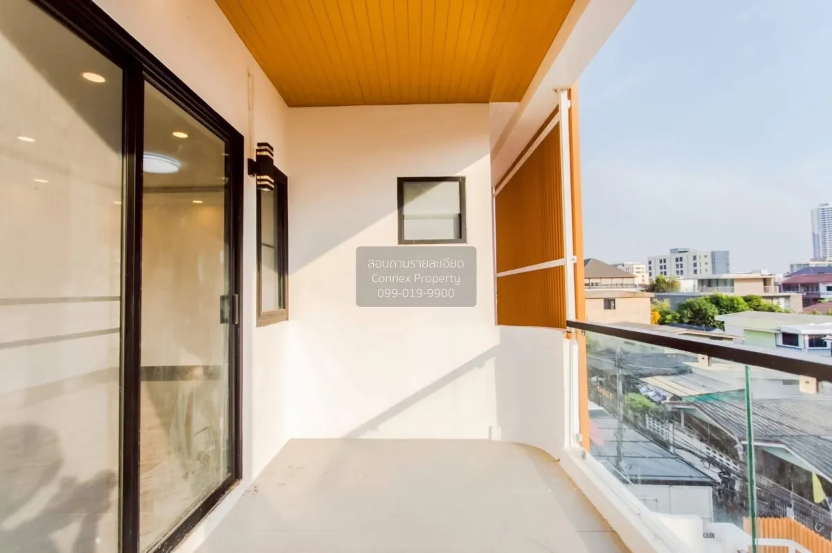 ขายทาวน์โฮม 4 ชั้น ประชาอุทิศ ซอย 11 ทุ่งสองห้อง เขต ห้วยขวาง กรุ