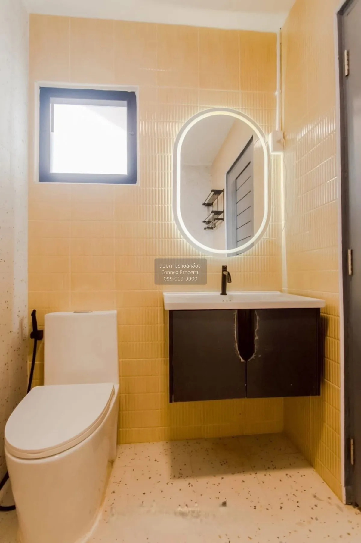 ขายทาวน์โฮม 4 ชั้น ประชาอุทิศ ซอย 11 ทุ่งสองห้อง เขต ห้วยขวาง กรุ