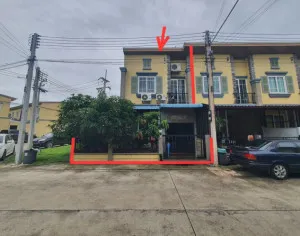 ขายทาวน์เฮ้าส์/ทาวน์โฮม  โกลเด้น ทาวน์ ติวานนท์ - แจ้งวัฒนะ MRT-เลี่ยงเมืองปากเกร็ด (สายสีชมพู) บ้านใหม่ เมืองปทุมธานี ปทุมธานี CX-148390