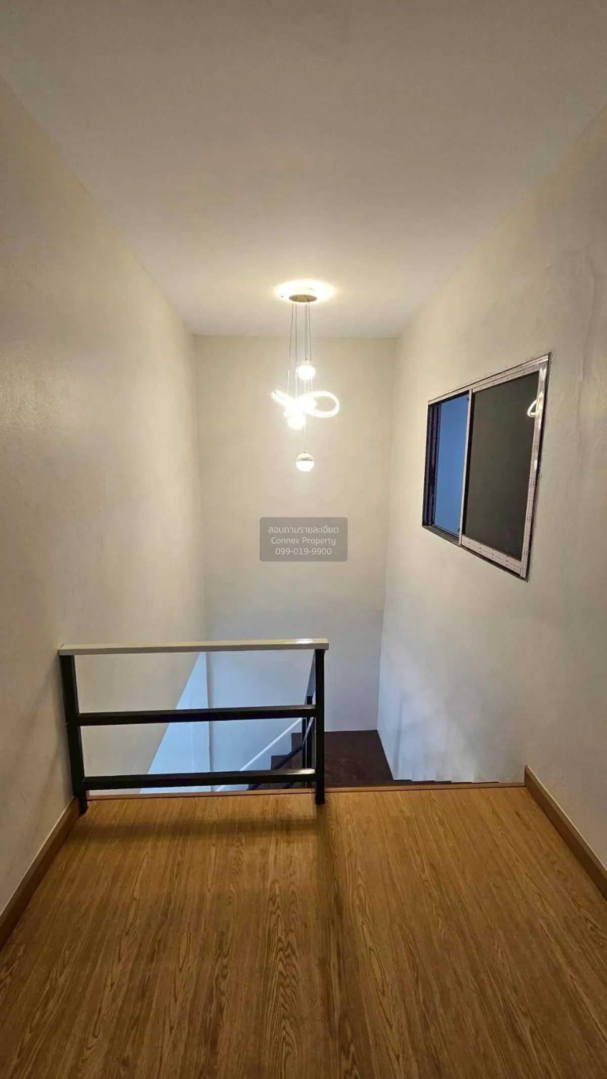 For Sale Townhouse/Townhome  , Sirisuk 2 , newly renovated , Bang