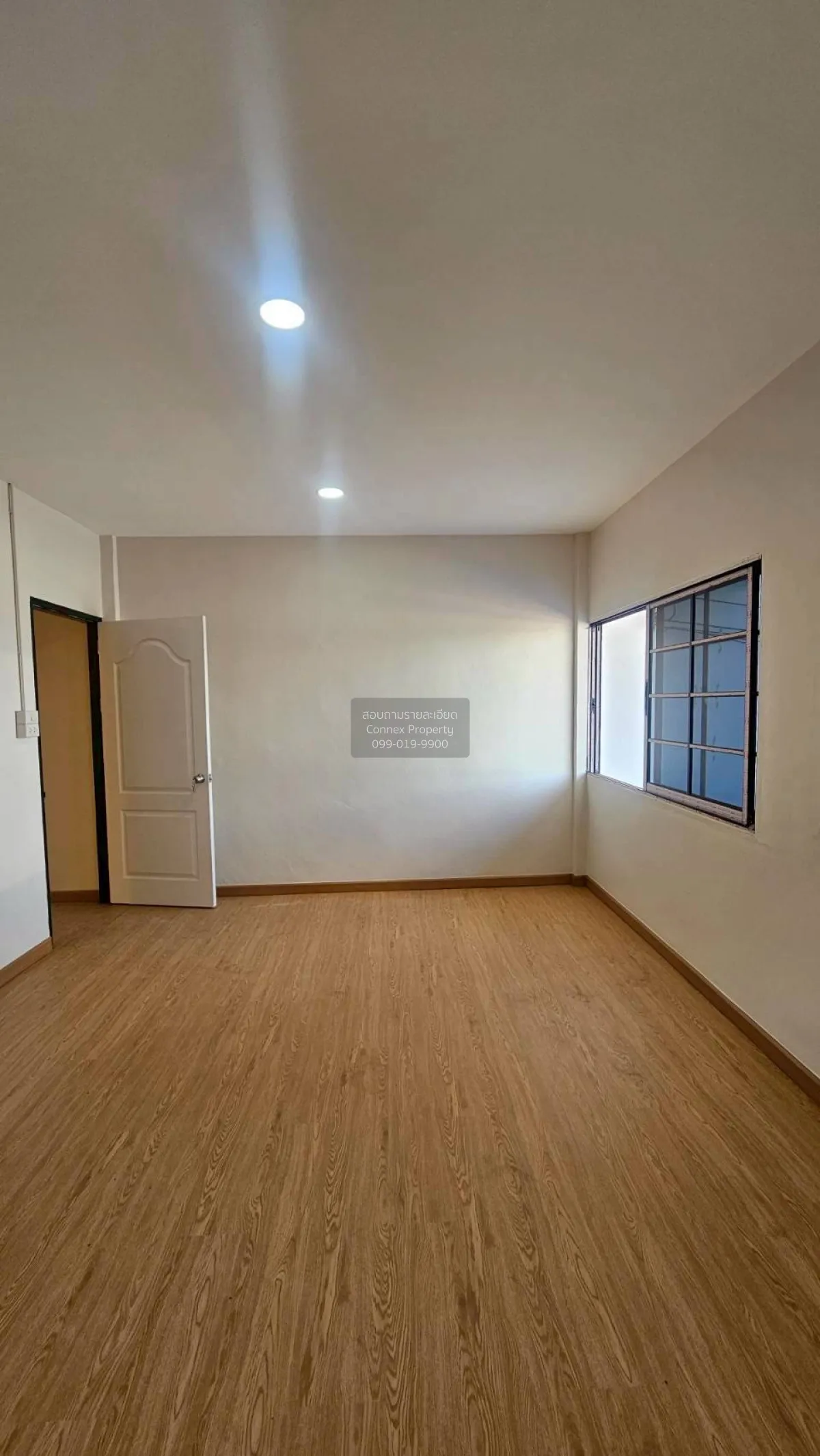 For Sale Townhouse/Townhome  , Sirisuk 2 , newly renovated , Bang