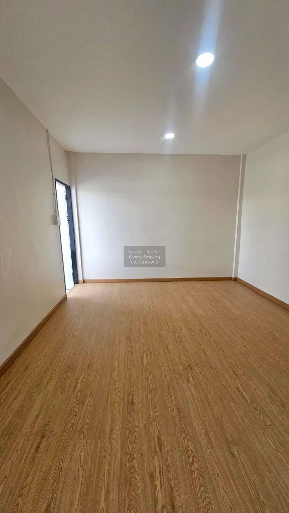 For Sale Townhouse/Townhome  , Sirisuk 2 , newly renovated , Bang
