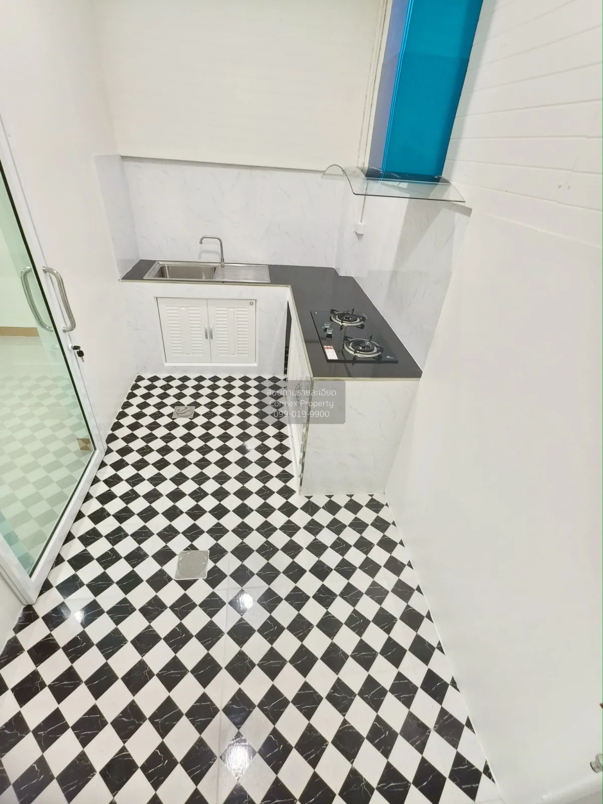 For Sale Townhouse/Townhome  , BAAN PRUKSA 28 , newly renovated ,