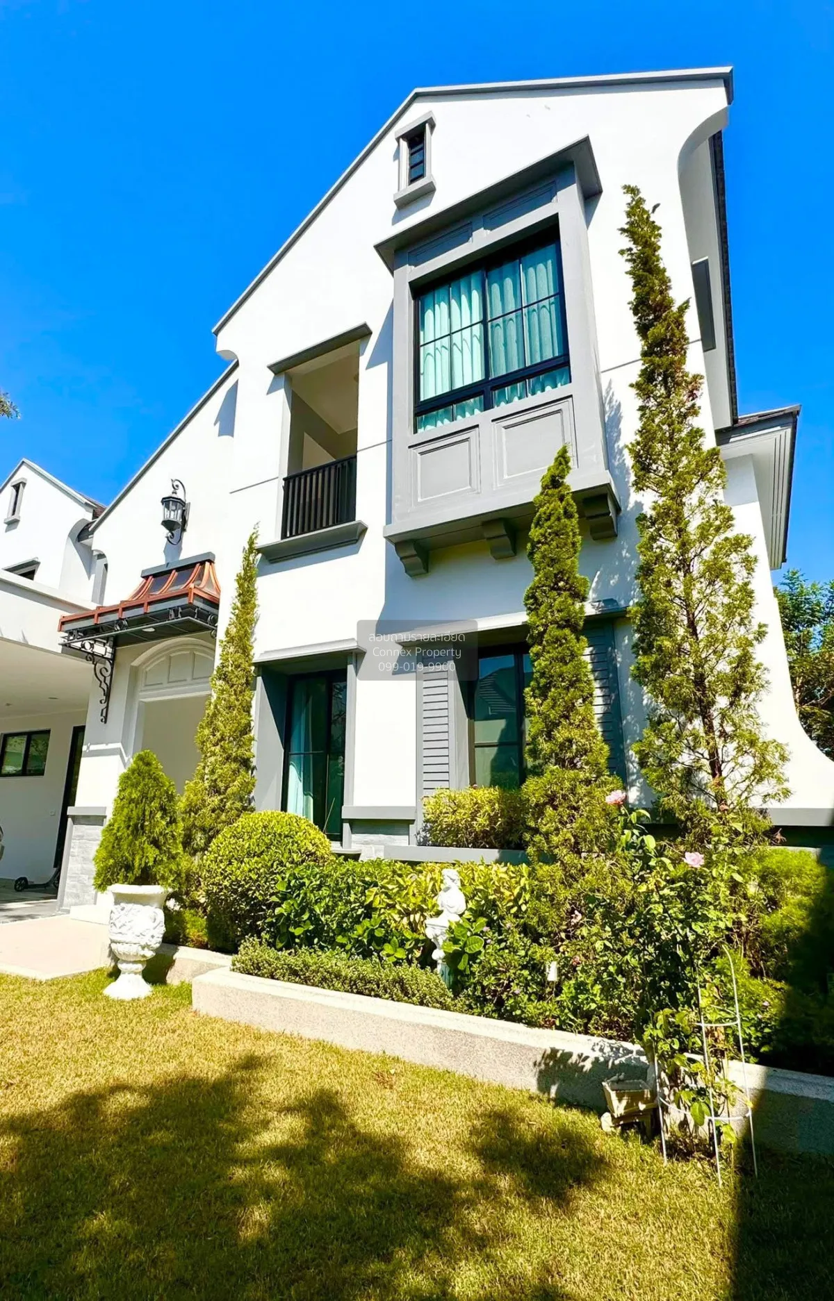 For Sale House , Nantawan Rama 9-New Krungthepkreetha , corner un