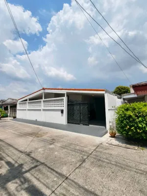 ขายบ้านเดี่ยว ชั้นเดียว รีโนเวทใหม่ ลาดพร้าว เขต ลาดพร้าว กรุงเทพ CX-148511